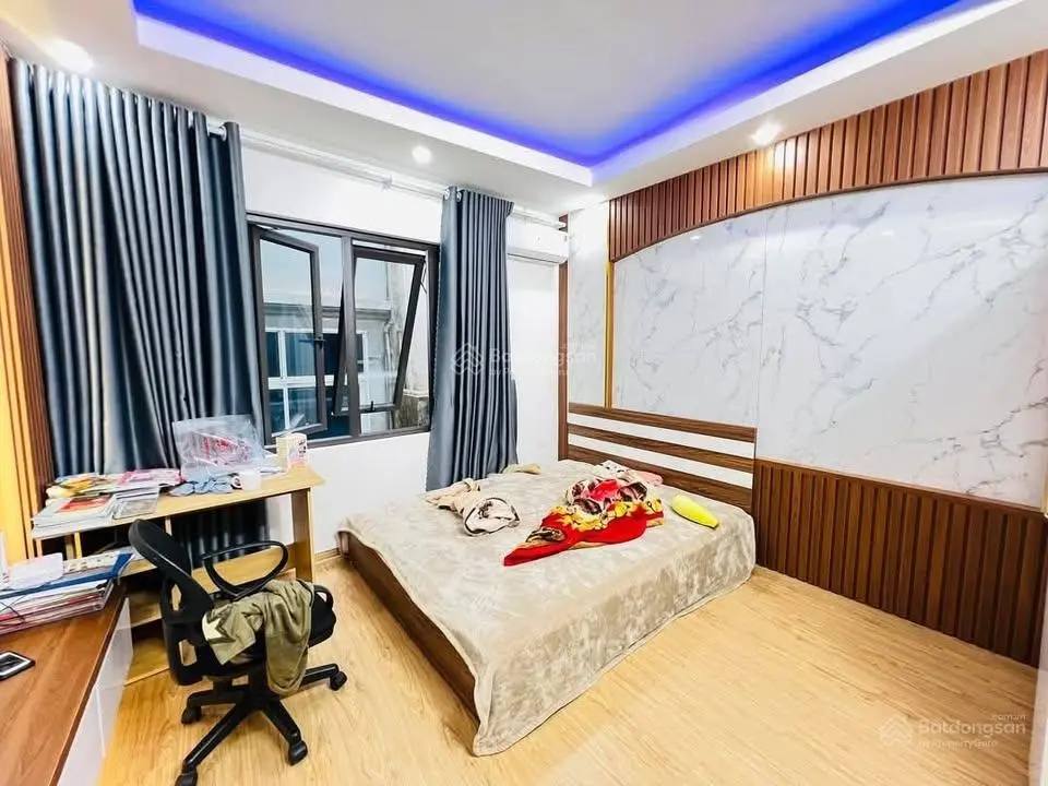 Chính chủ gửi bán nhà dân 5 tầng 48m2 phân lô, ô tô tránh Đấu Giá Ngô Thì Nhậm, Hà Đông, HƠN 13 tỷ