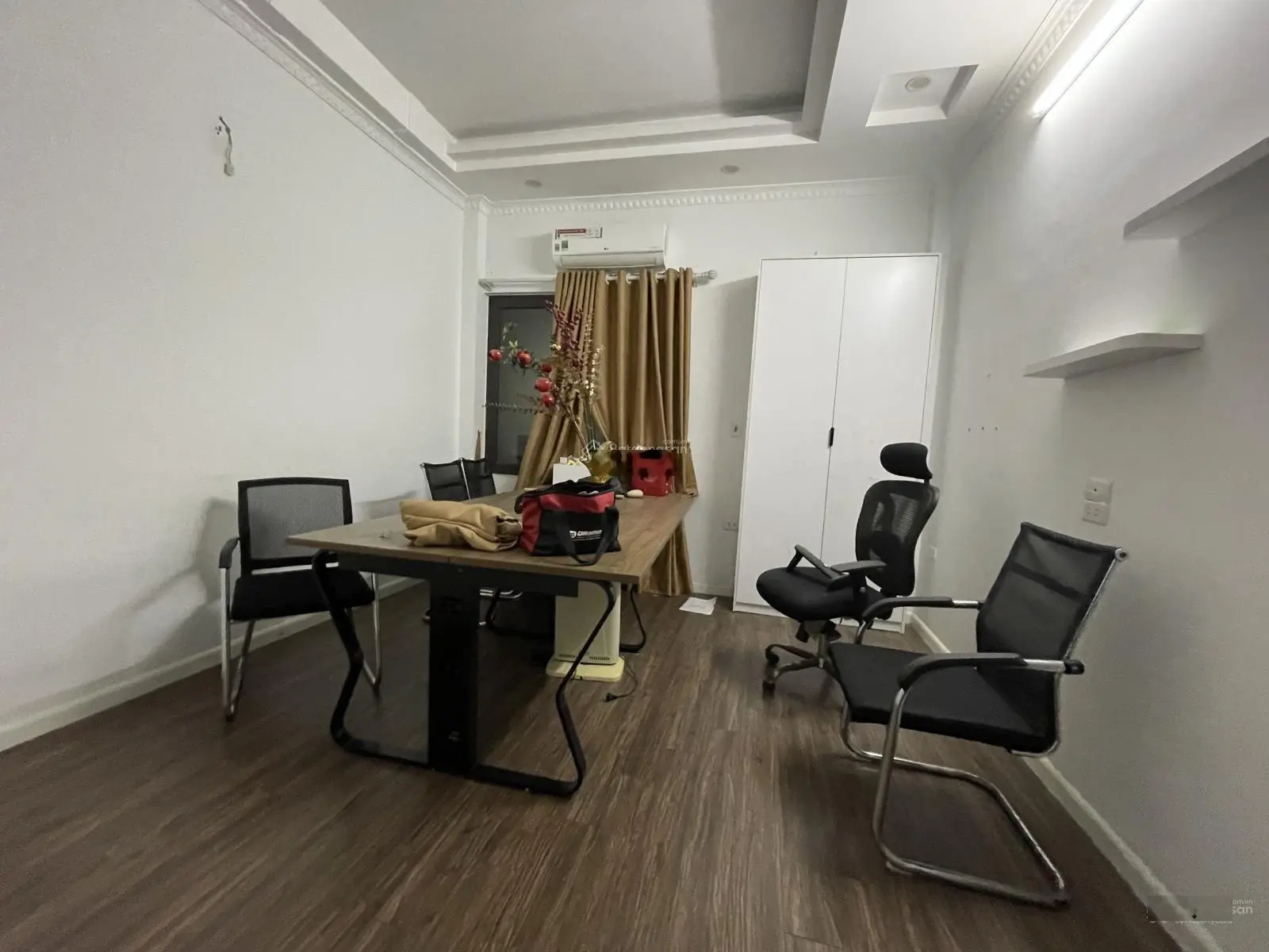 Bán nhà mặt ngõ kinh doanh Hồ Tùng Mậu - Quận Cầu Giấy, dt: 50m2 nhà 5 tầng giá 12,5 tỷ 0972 986 ***