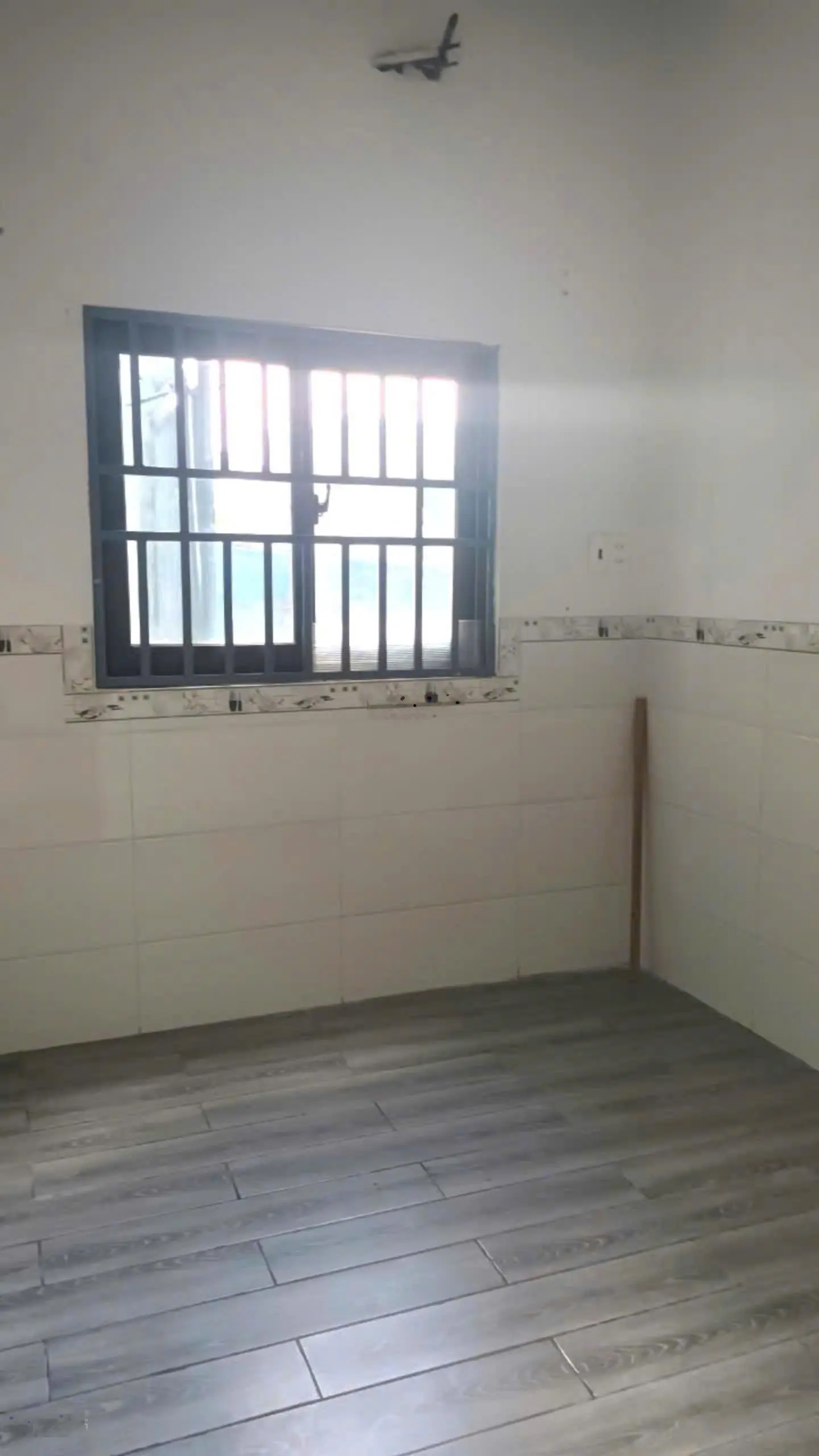 2 tỷ 8 Bán nhà 1 trệt 1 lầu KDC rẻ nhất gần chợ Phú Phong 200m, P.Bình Chuẩn, TP.Thuận An