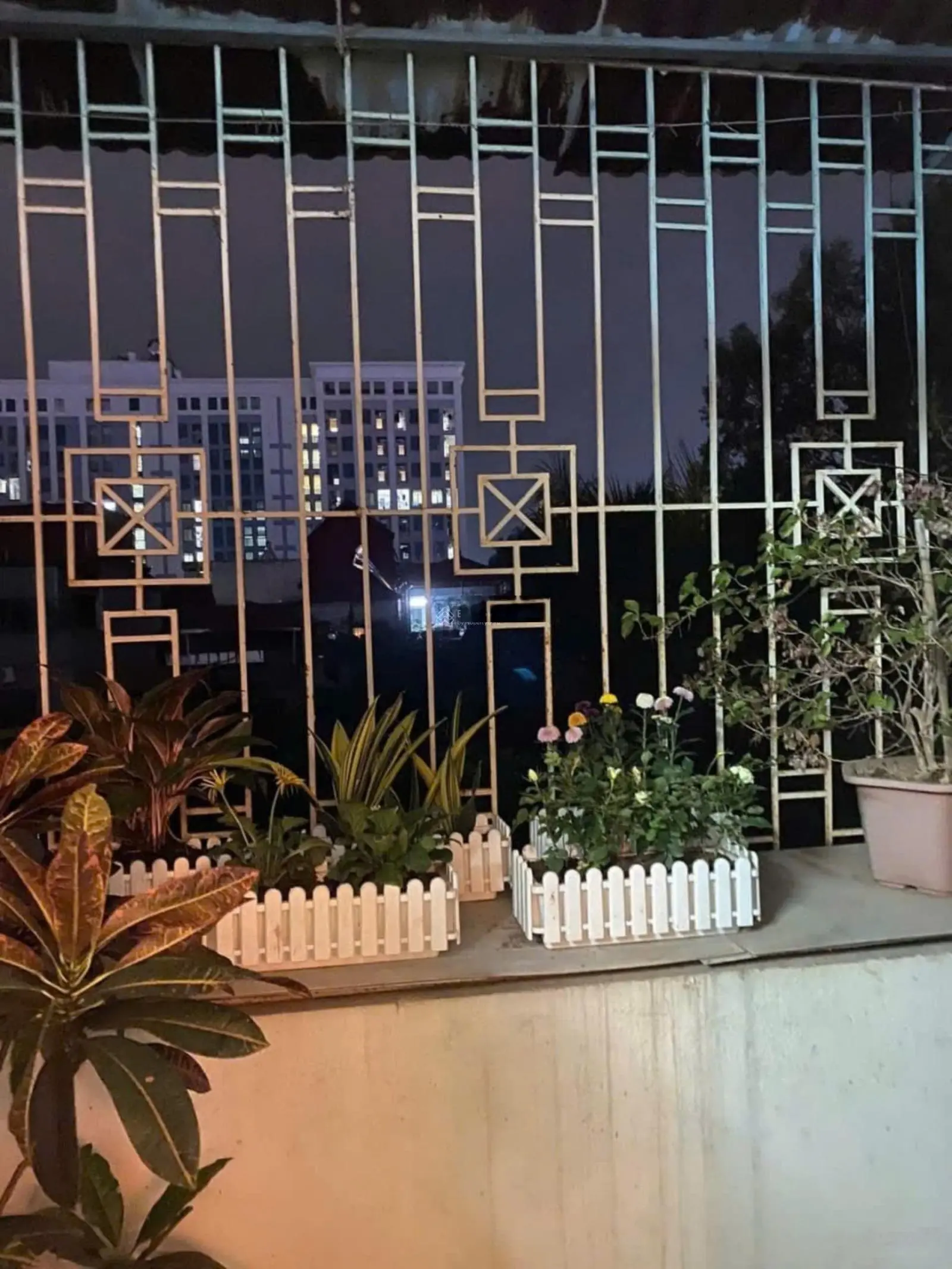 Hàng hiếm Trần Phú - Văn Quán, cạnh trường học viện an ninh nhân dân, dt 52m2 x 5 tầng, ô tô đỗ cửa