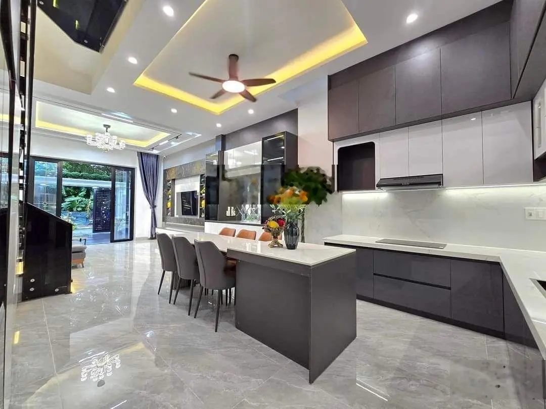 Chủ ngộp cần bán gấp nhà gần chợ Bình Chánh, 80m2, Bình Chánh, TP HCM, SHR