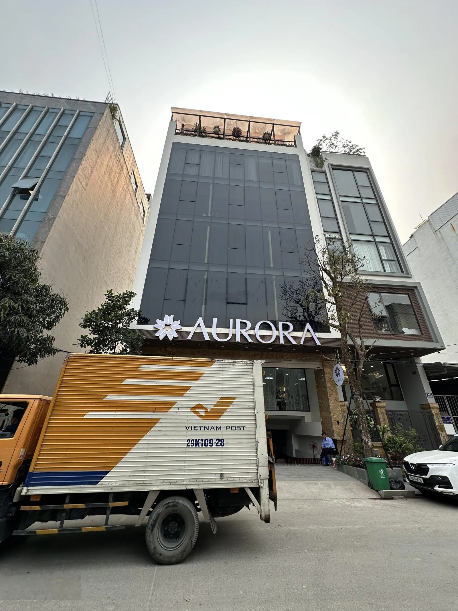 Ngô Thì Nhậm, Hà Đông - Toà nhà 90m2, mặt tiền 9m - gần chợ Bông Đỏ - Giá cực rẻ