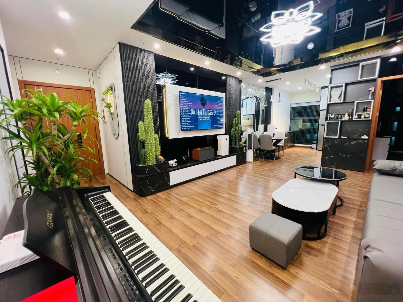 Hàng hiếm căn 3 PN HPC Landmark 105. Giá 5,75 tỷ DT 121m2 và 2WC. LH em Hiếu 0368,315838