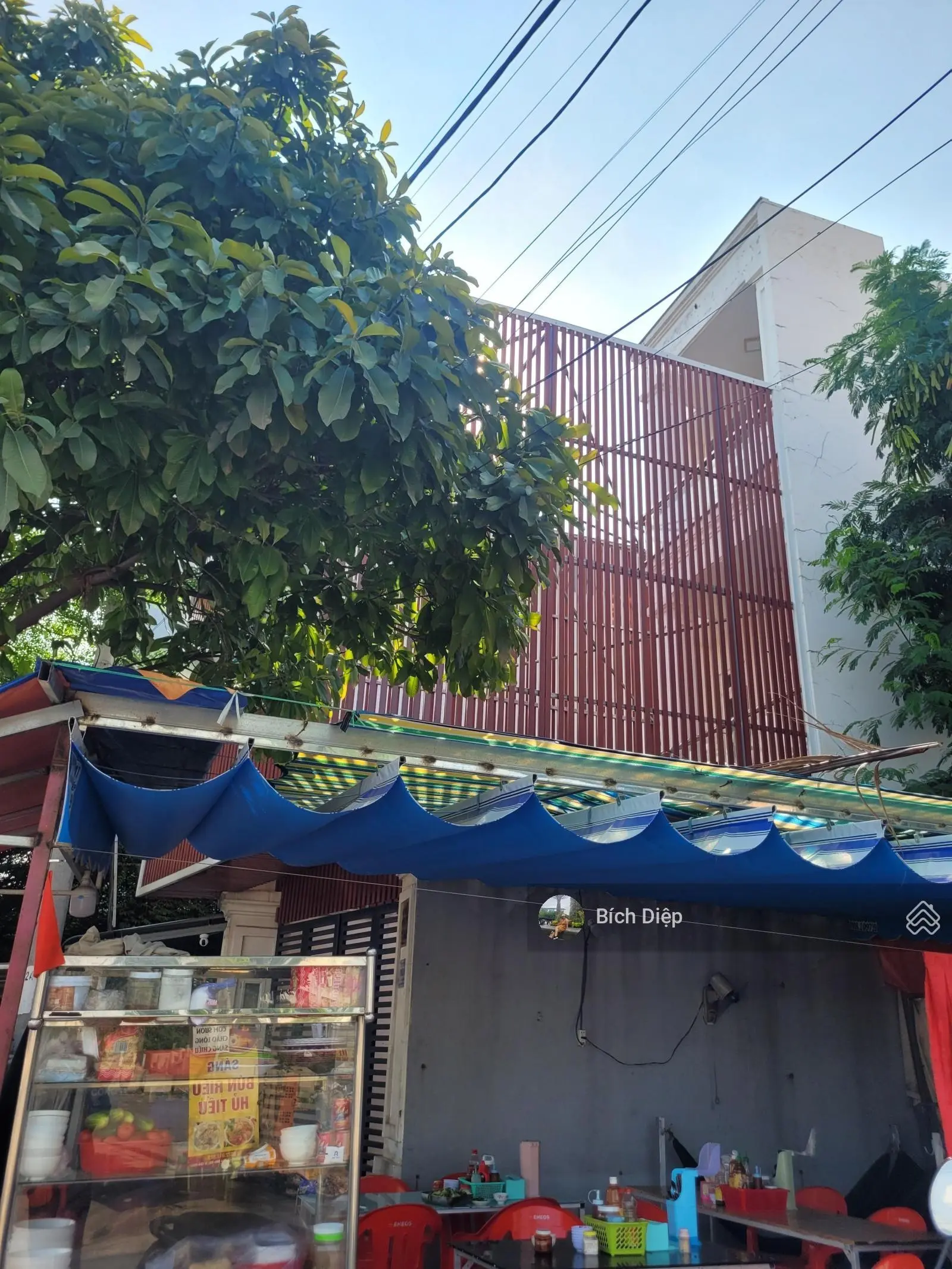 Giảm mạnh 3.5 tỷ! Mặt tiền Liên Phường - Đẹp ở Q9 - Đang cho thuê văn phòng - Cạnh Global city