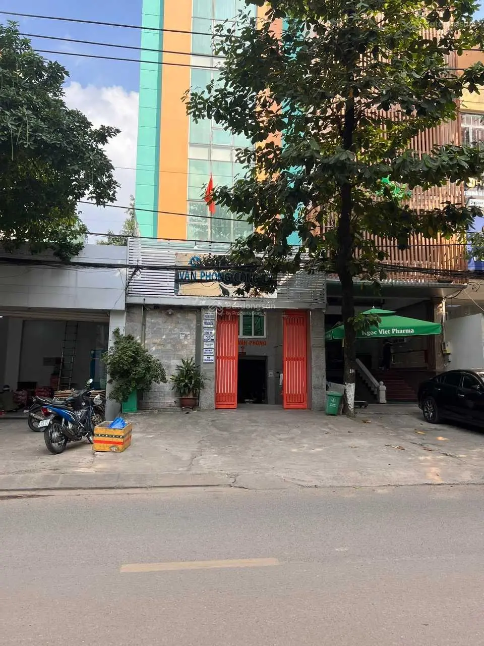 Chính chủ định cư cần bán gấp tòa nhà mặt tiền Hoàng Hoa Thám, Q. Tân Bình - DT: 6x30m - Giá 38 tỷ
