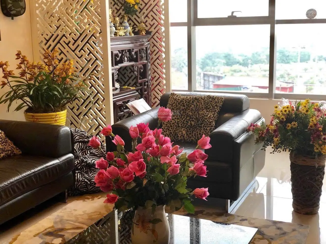 Chính chủ cần bán căn góc view đẹp 130m2 full nội thất cao cấp - Thăng Long Number 1