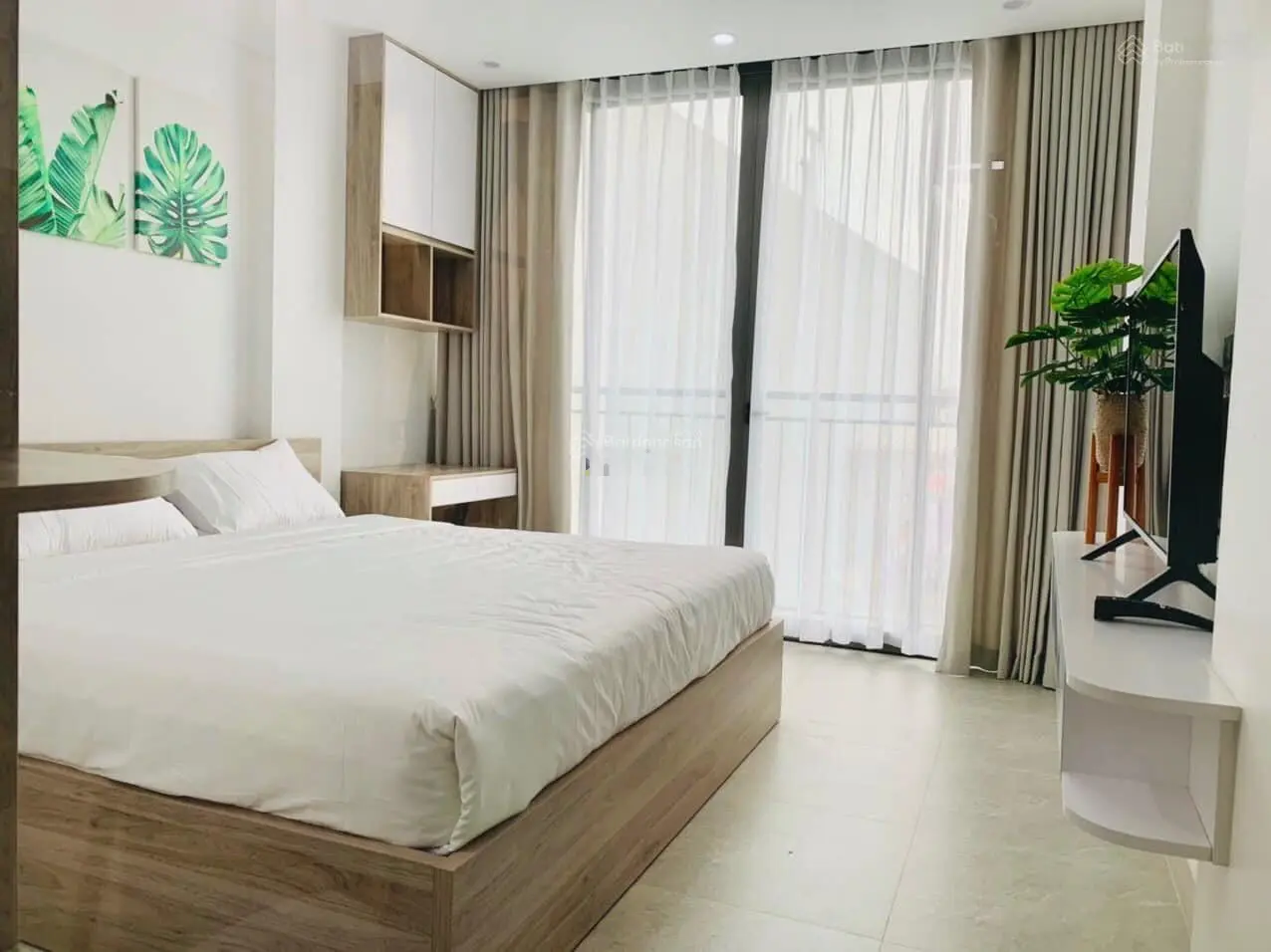 Siêu phẩm! Nhà Trịnh Công Sơn, Tây Hồ 100m2 - 8 tầng thang máy - ô tô - dòng tiền. Chỉ 28 tỷ