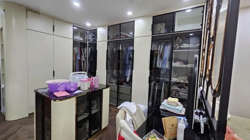 Bán nhà phố Minh Khai - Hai Bà Trưng, phân lô, ô tô tránh, 52m2 x 6 tầng thang máy, 18.5 tỷ