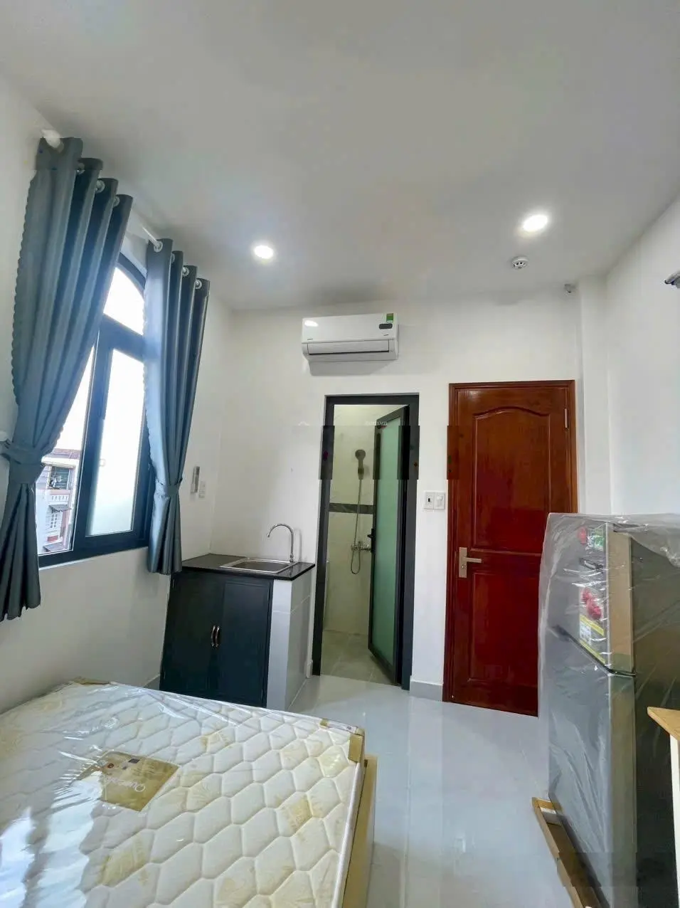 Bán CHDV Mặt Tiền 7 tầng 14PN ngay Nguyễn Văn Đậu -Trần Bình Trọng.Bình Thạnh (5x20m) nhỉnh 17 tỷ .