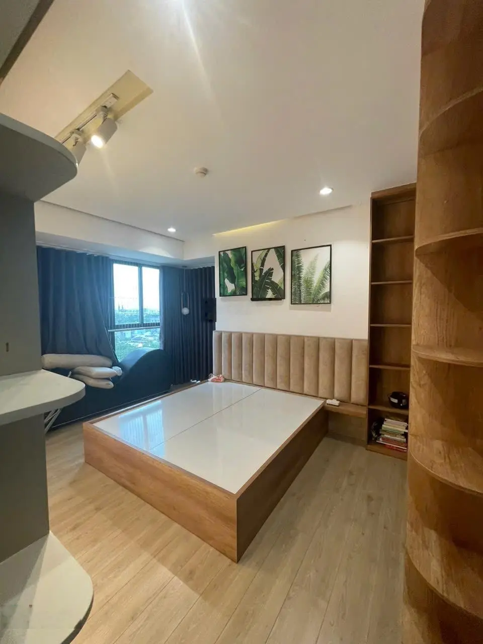Bán gấp căn Emerald 3PN-2WC (104,3 m2) Full nội thất, tầng cao gió lộng chỉ 4,8 Tỷ