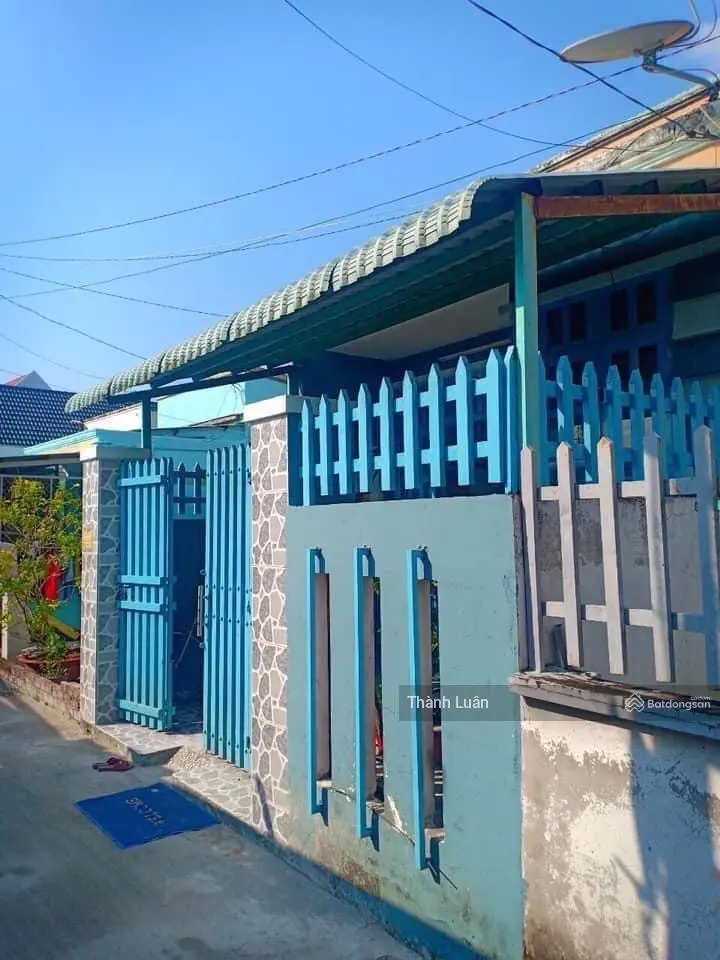 Bà cô 8 cần bán nhanh căn nhà 84m2 đường Bà Triệu Thị trấn Hóc Môn Huyện Hóc Môn giá 1 tỷ 080 triệu