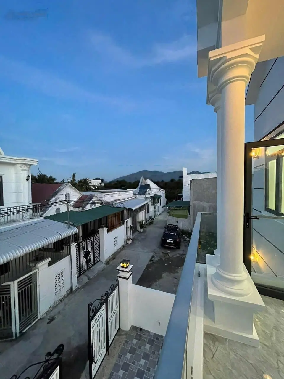 Bán nhà 2 tầng diên Sơn - Diên Khánh, DT 107m2, ngang 7m, giá 1,75 tỷ