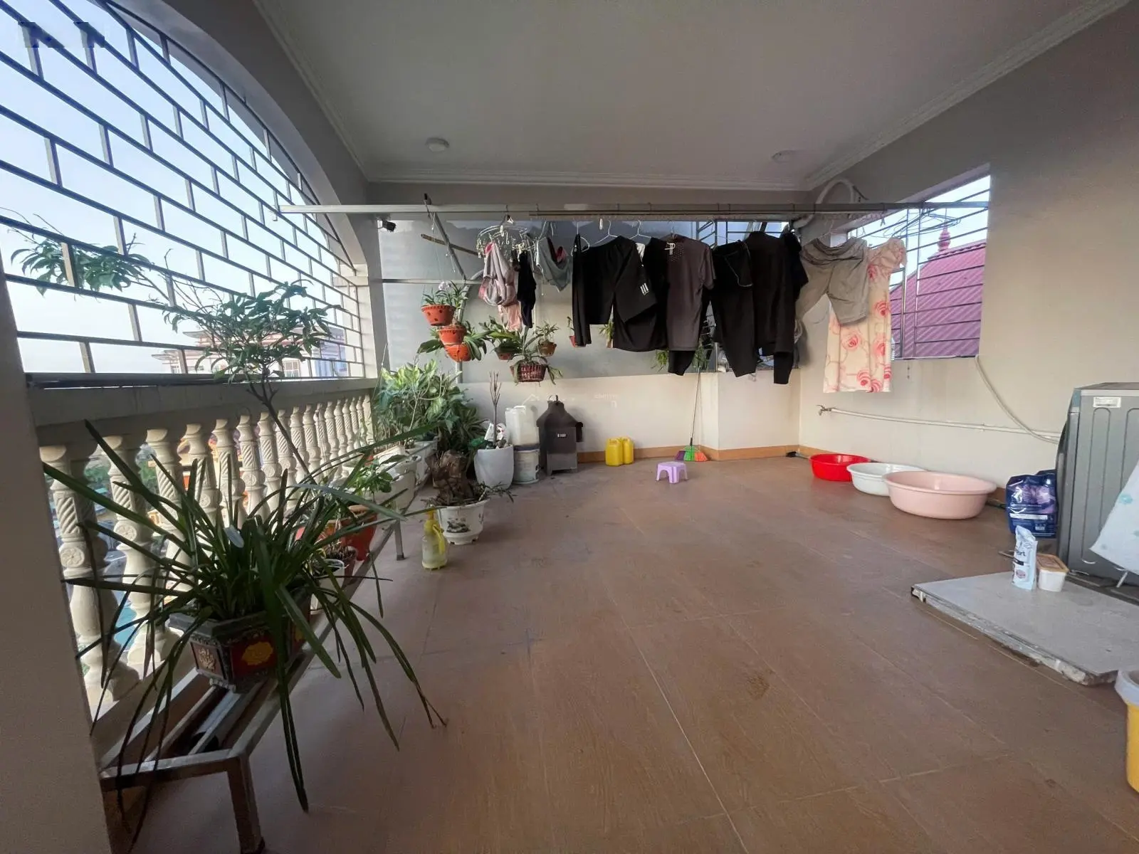 Bán nhà 5 tầng hàng xóm Vin Homes mới xây nội thất đẹp, xe 5 tấn đỗ cửa - Sổ đỏ sẵn sàng giao dịch