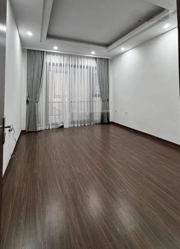 Nhà mới ở ngay tại Mai Hiên 46m2x3T, siêu đẹp, giá tốt 3.3 tỷ 0976 285 ***