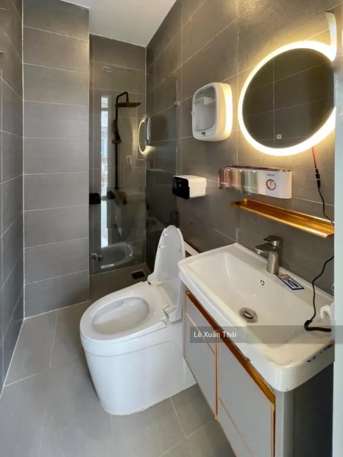 Nhà đẹp Phó Cơ Điều Q11, 3 lầu ST, DT 4x12m, cách MT 10m, gần bệnh viện. Giá chỉ 7.6 tỷ TL