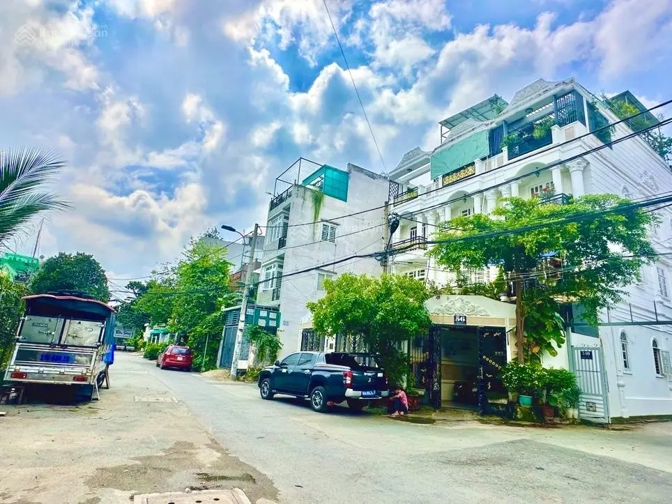 Nhà 2 lầu-mặt tiền đường-khu bên sông hiệp bình chánh-ngay gigamall - dt 68m2 giá chỉ 7.xx tỷ..