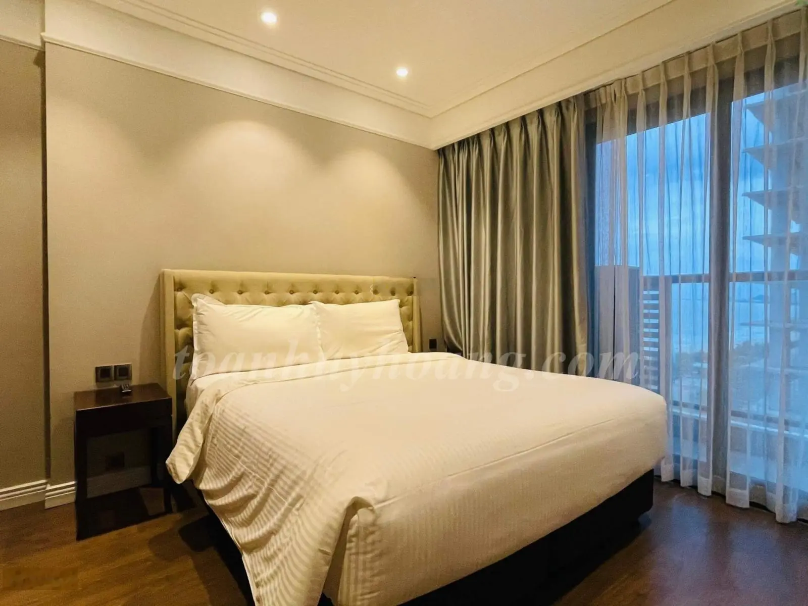 Cắt lỗ căn 2PN view biển Mỹ Khê mặt tiền đường Võ Nguyên Giáp - sổ lâu dài - Bán nhanh 4 x tỷ