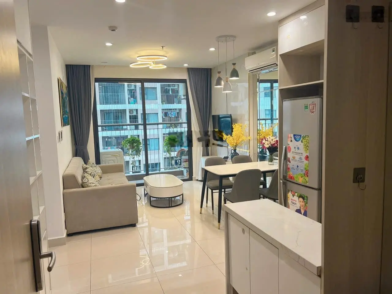 Không có nhu cầu sử dụng chủ nhà gửi bán căn hộ 1PN+1 47m2 chỉ với 2,1 tỷ tại Vinhomes Ocean Park