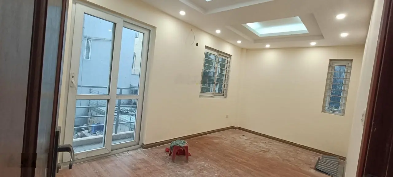 Bán nhà 5 tầng Lạc Long Quân Tây Hồ ở, diện tích 46m2 chỉ nhỉnh 8 tỷ