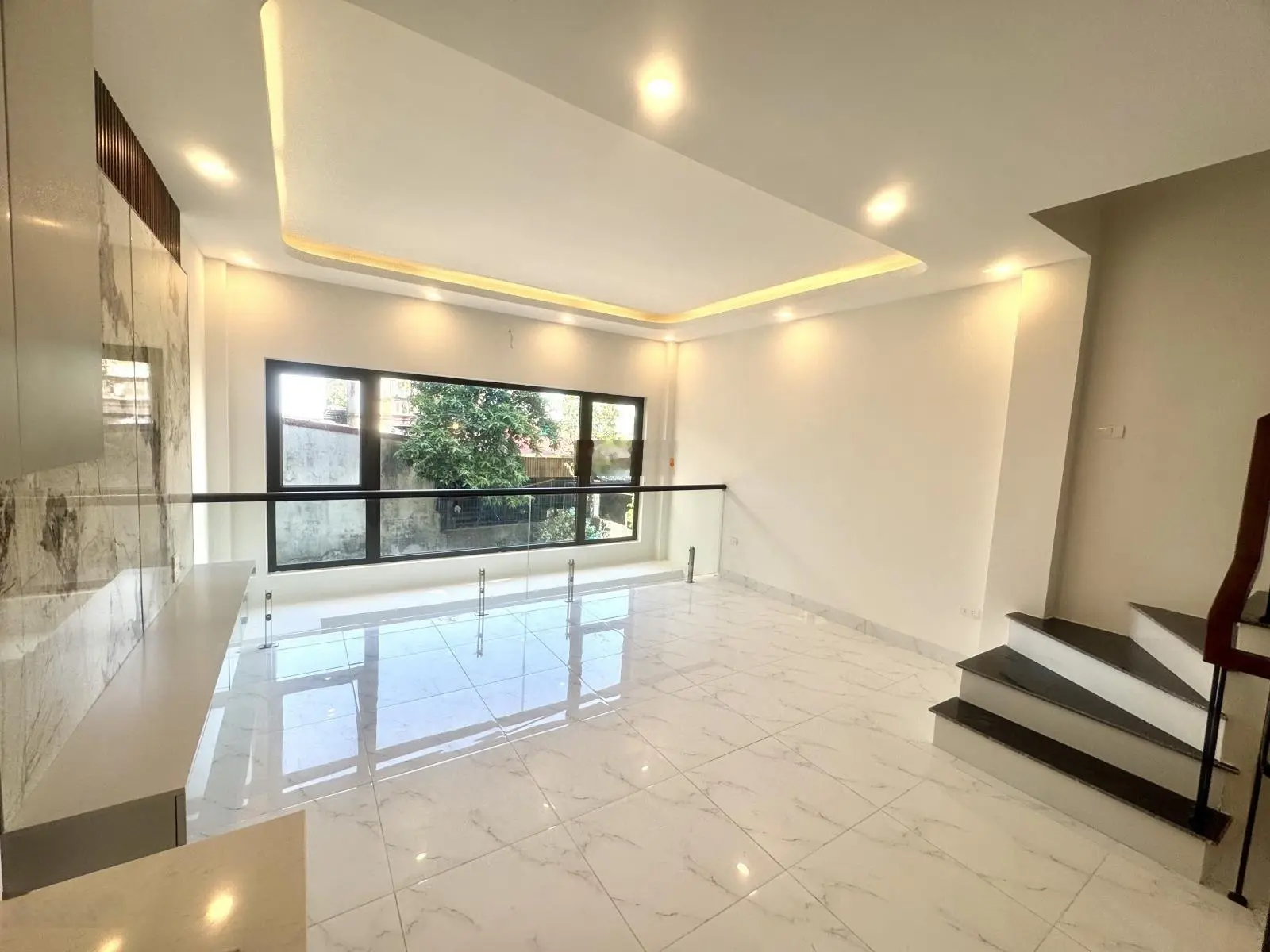 Cần bán gấp trong tháng 3, căn Đàm Quang Trung - lô góc DT: 35m2, 20m ra ô tô, giá nào cũng bán