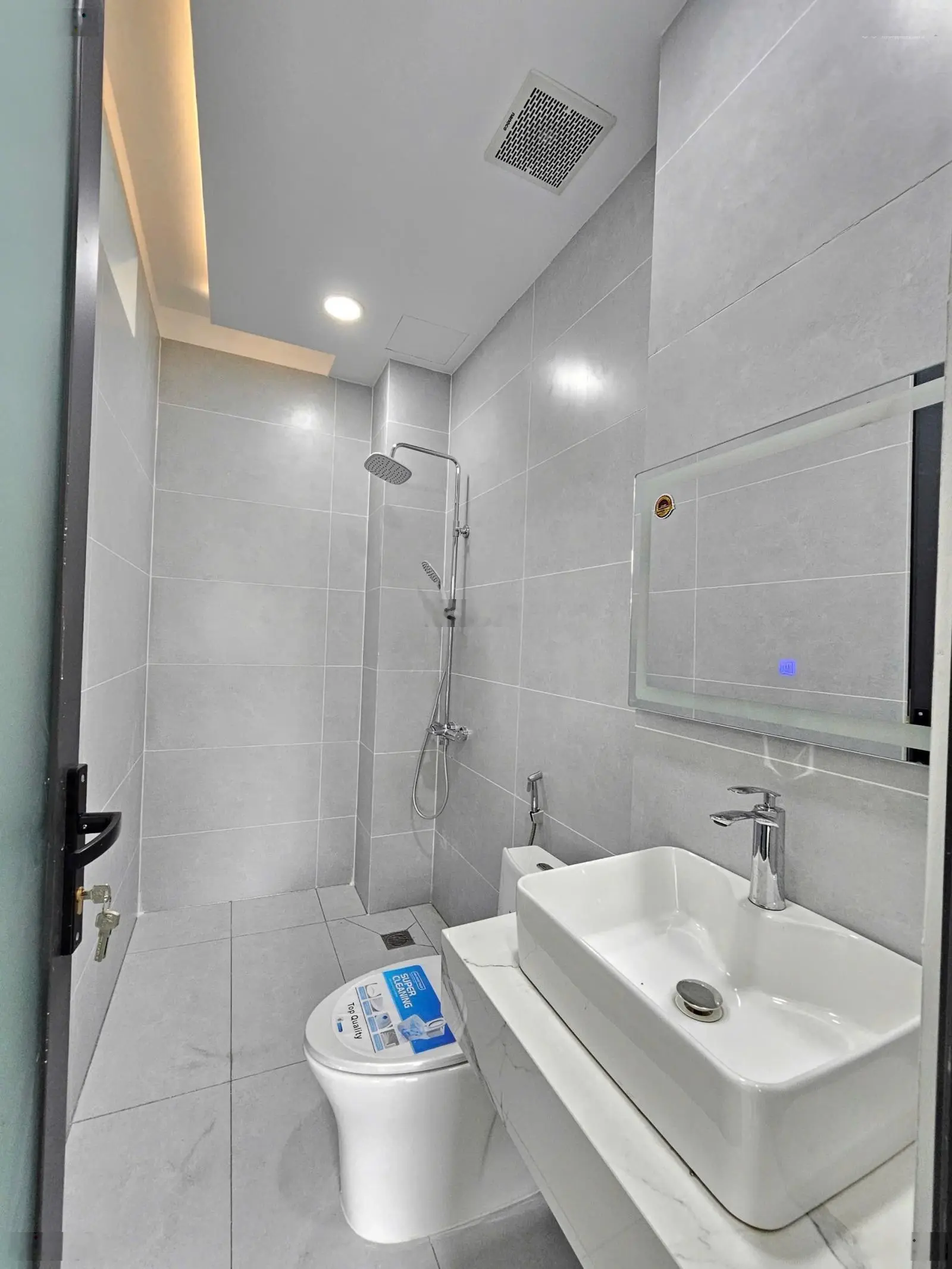 Nhà đẹp Thuận An đã hoàn công, đường 12m thông 2 đầu