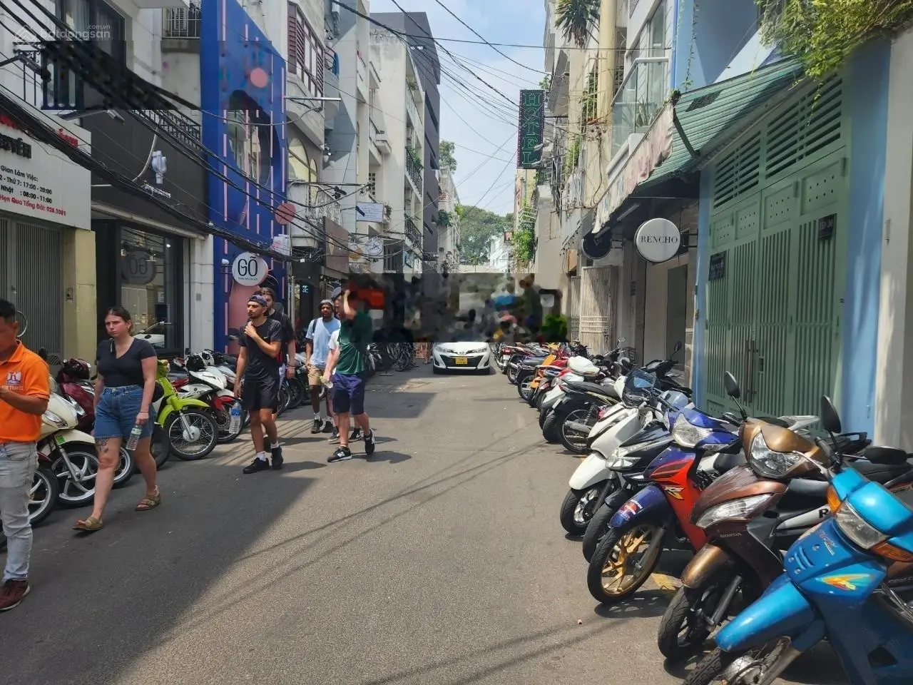 Căn Duy Nhất Hẻm Thông: Tôn Thất Tùng - Nguyễn Trãi, Bến Thành Quận 1 - 4x16m Trệt 3 Lầu Giá 22 tỷ