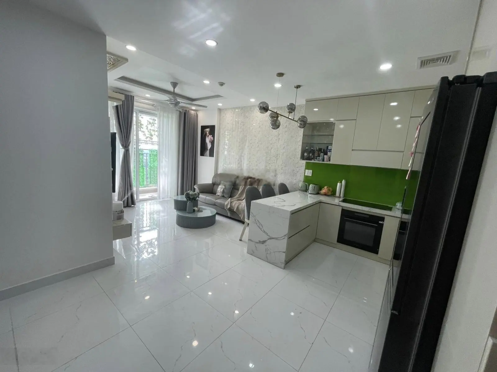 Chính chủ cần tiền bán gấp căn hộ Sunrise Riverside. 2PN, 2WC, 69m2