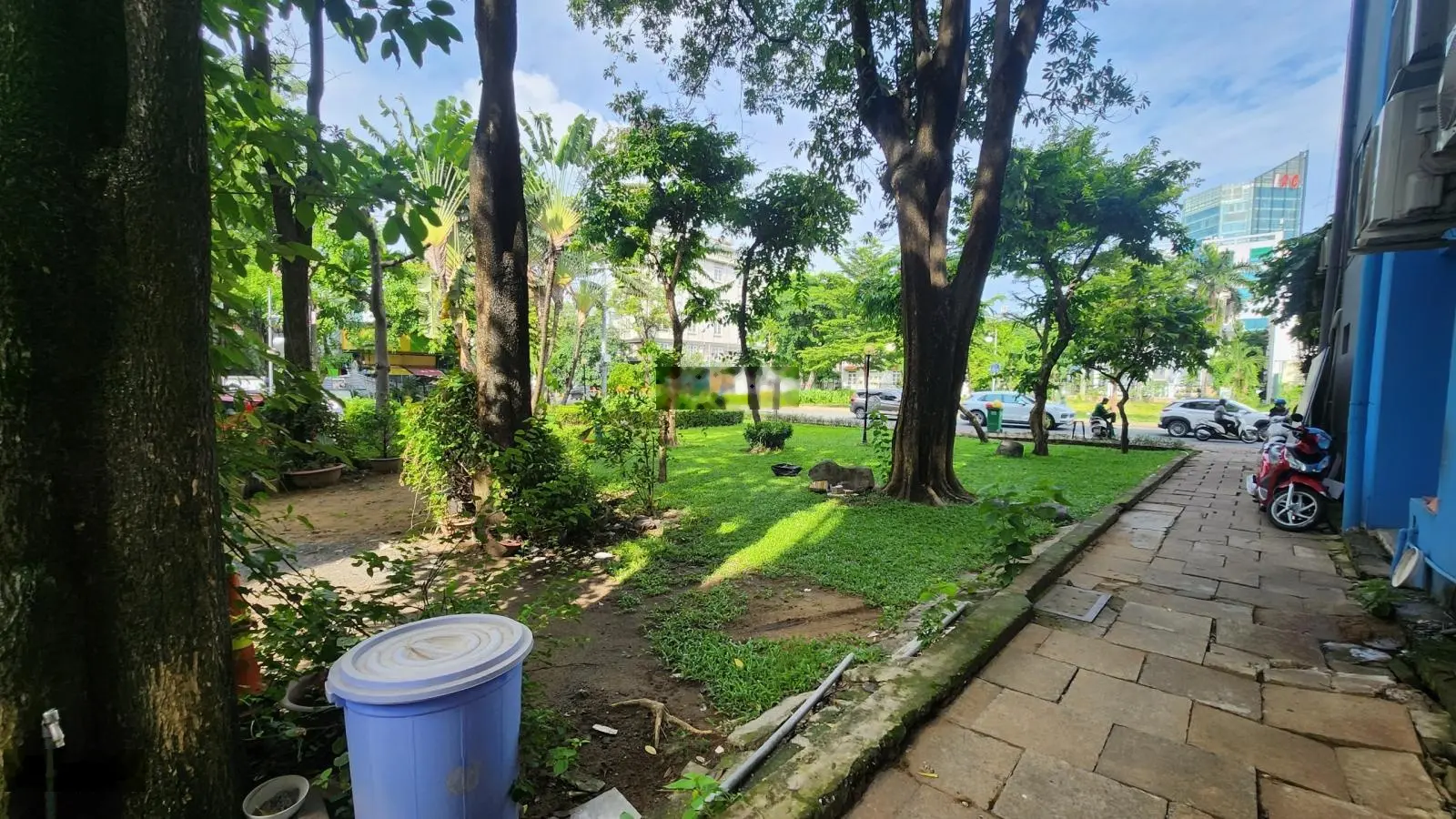 Chính chủ cần bán nhà mặt tiền Nguyễn Văn Linh , Phú Mỹ Hưng, Quận 7, TP HCM.