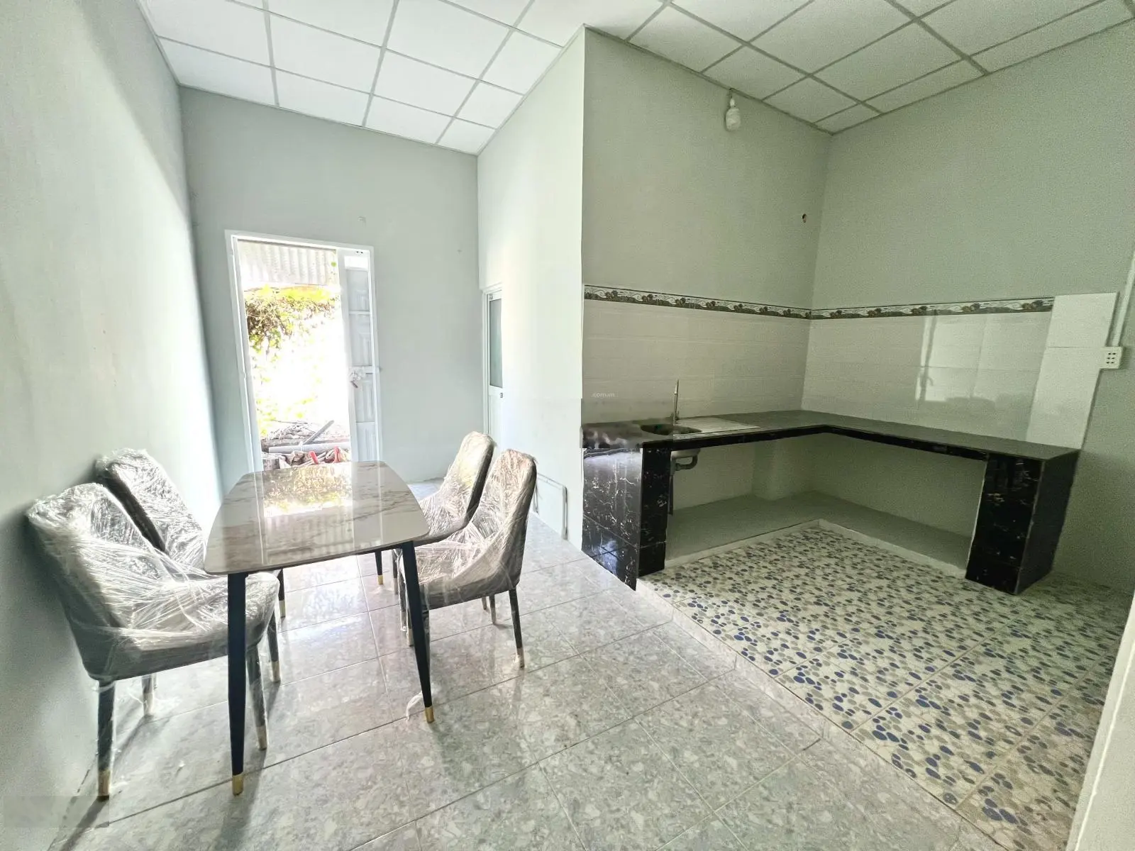 925tr đất và nhà 1 trệt 1 lầu tại KP. Thanh Bình, TT. Gò Dầu