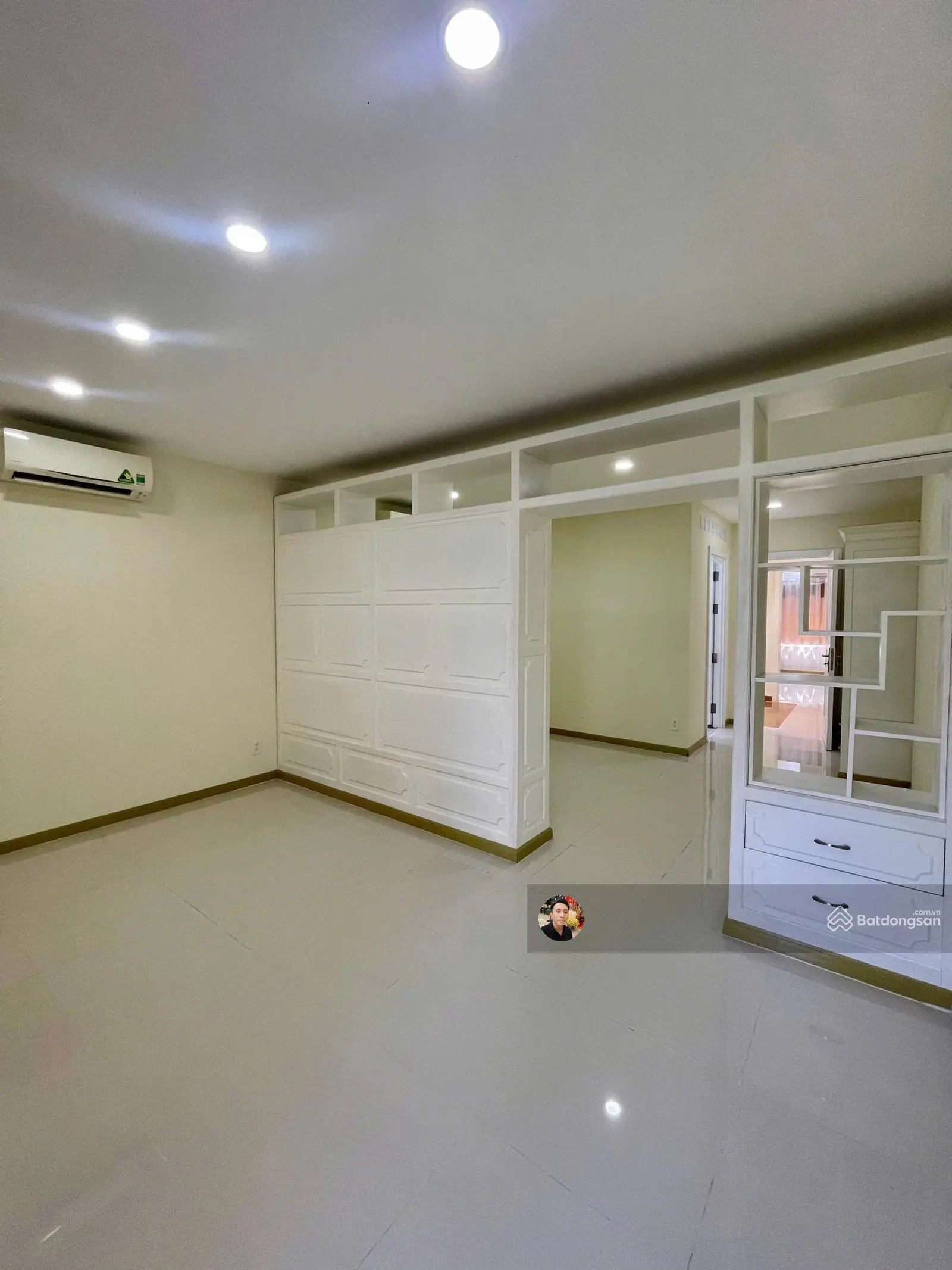 Bán nhà đẹp 4 tầng (5x20m) mặt tiền đường Tân Thuận Nam P Phú Thuận Q. 7 giá 13,8 tỷ LH 0917 796 ***