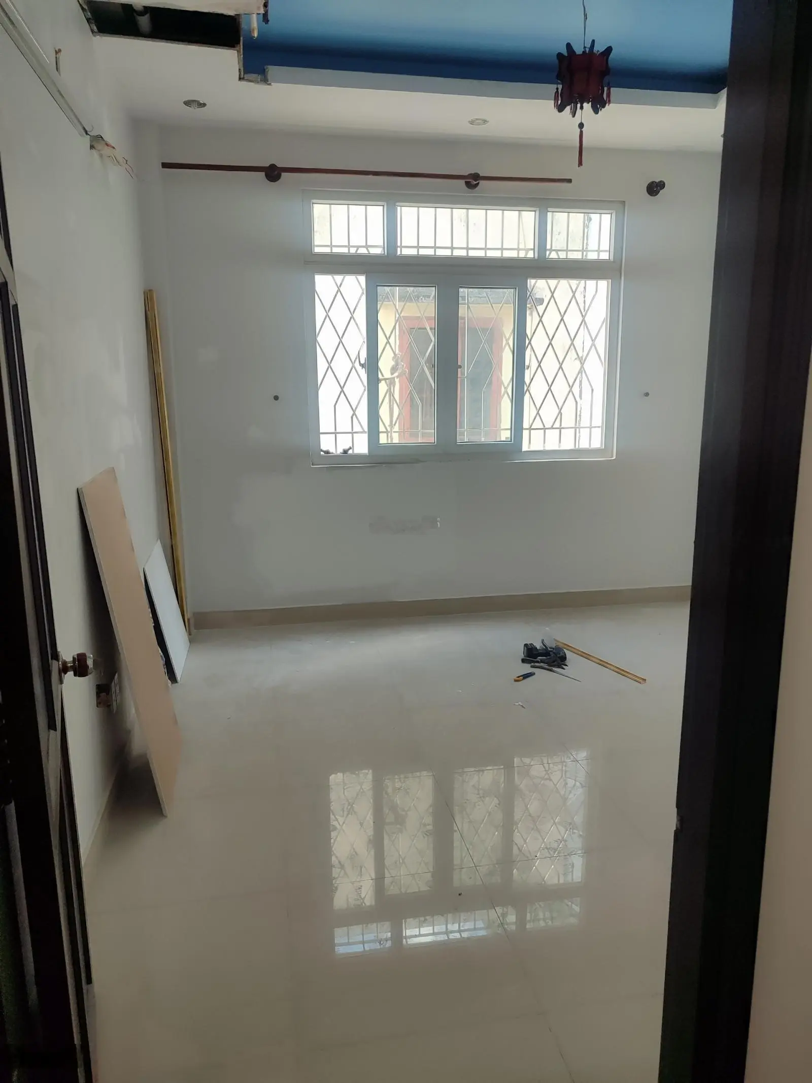 Bán nhà hẻm 5m Kinh Dương Vương 76m2 3 lầu