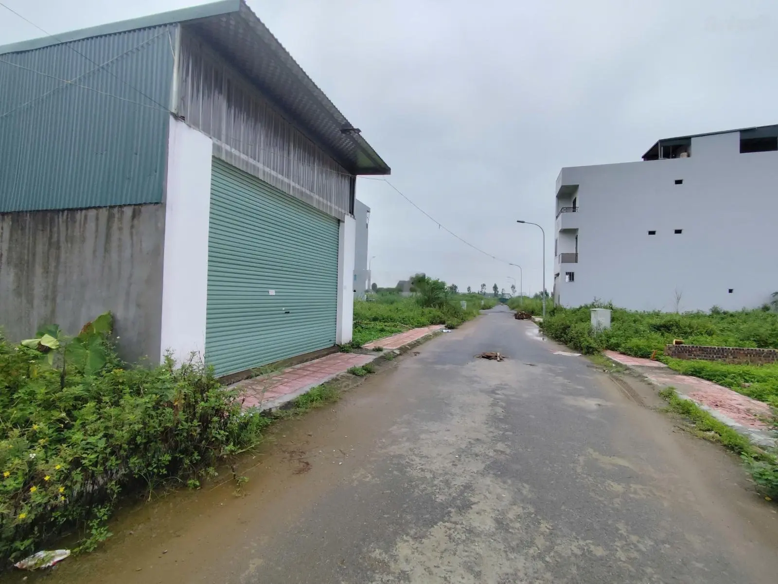 Bán 71.1m2 mặt tiền 4.66m nở hậu, đất dịch vụ Song Phương. Phong thủy đẹp. Giá cam kết rẻ nhất