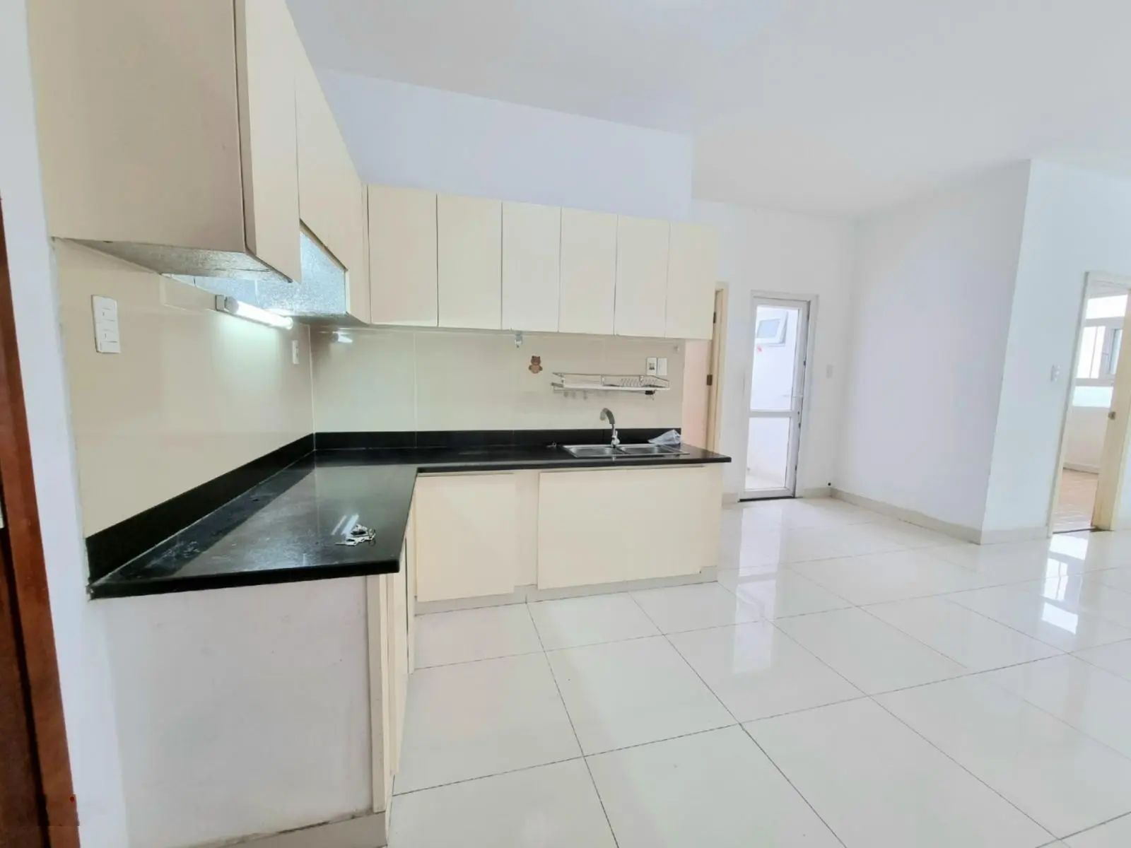 Chung cư Sunview Town Thủ Đức căn góc 2PN giá sốc chỉ 2 tỷ 16 sẵn sổ, nhà mới nguyên mẫu chủ đầu tư
