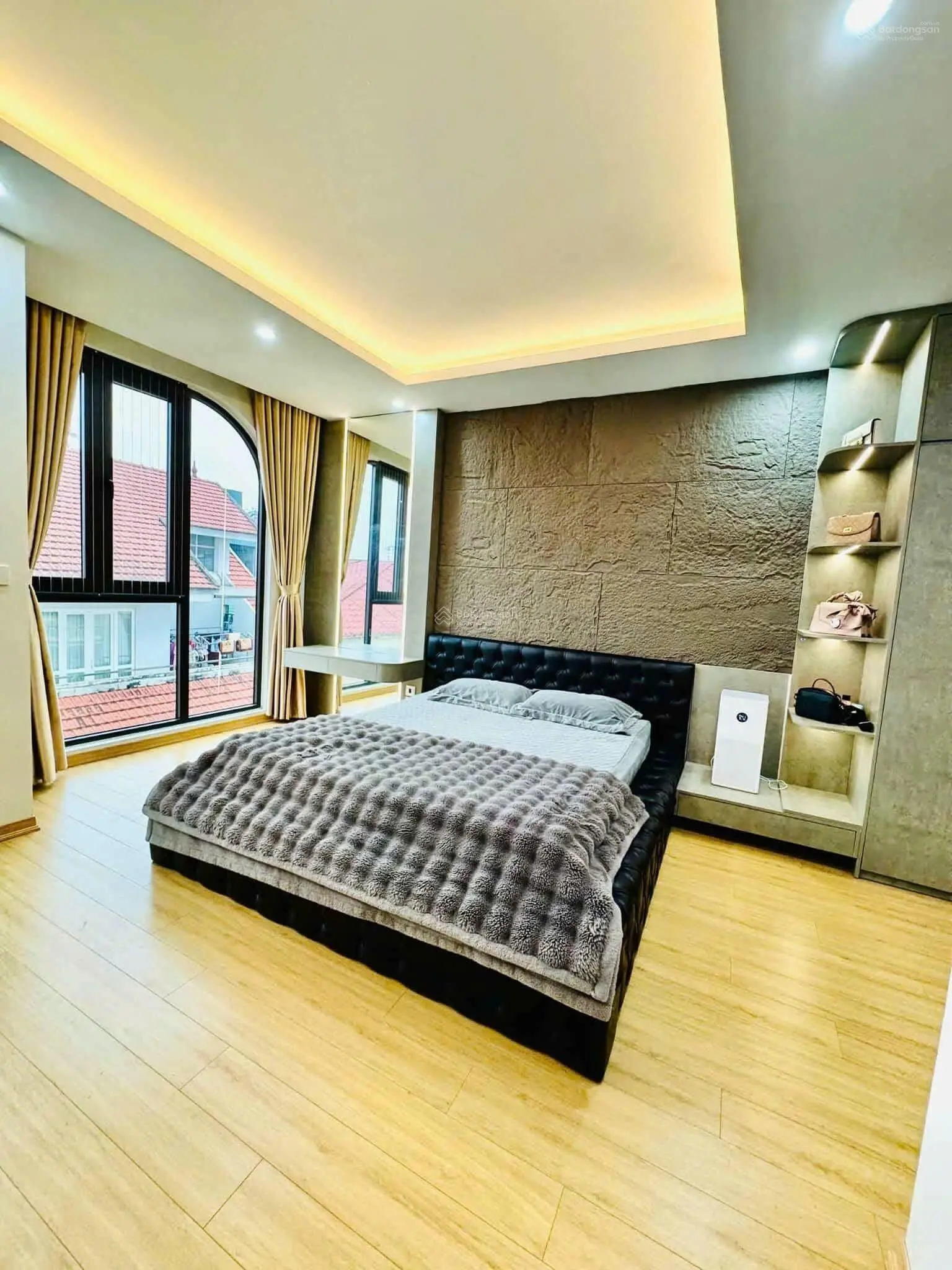 Bán nhà lô góc Văn Phú view công viên có thang máy giá chỉ 10.5 tỷ
