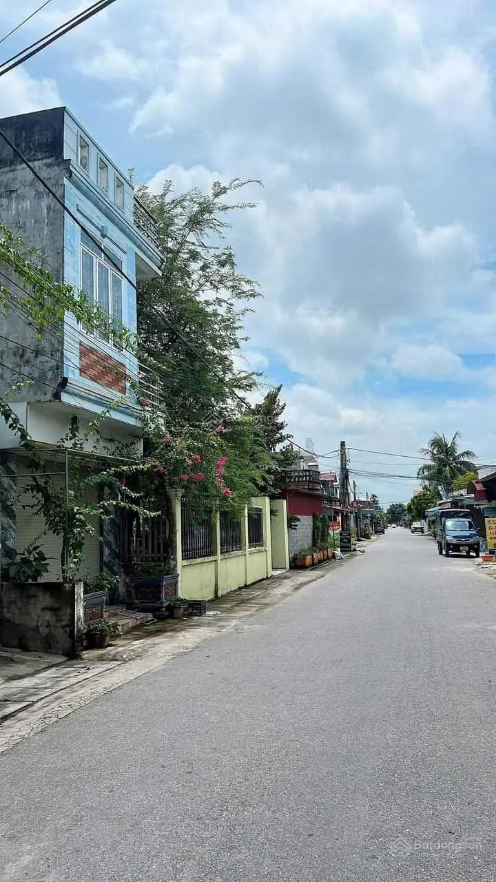 Bán nhà 2 tầng Nguyệt Áng, Thái Sơn gần nhà máy nước cầu nguyệt đường nhựa 3 ô tô 0345 693 ***