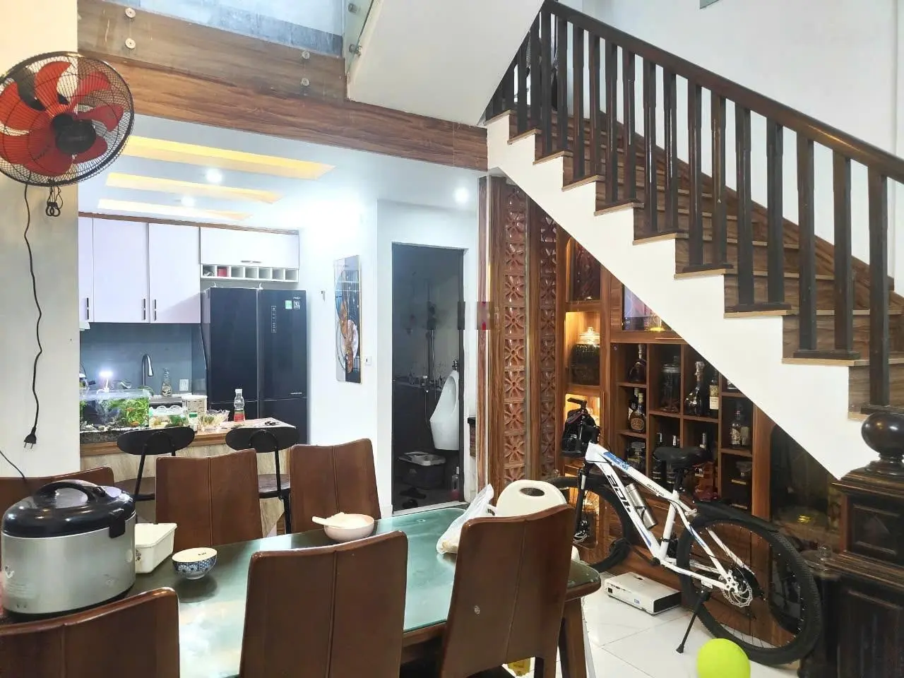 Văn Trì! Nhà đẹp - lô góc - oto đỗ cửa - 5 tầng - 37m2 - 6.28 tỷ