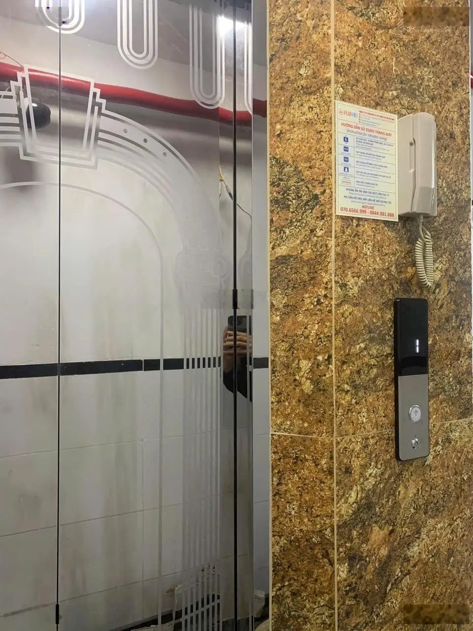 Cần bán gấp tòa CCMN dòng tiền 900tr/năm tại Phú Đô, 60m2 8 tầng giá chỉ 13 tỷ - ngõ ô tô - Hiếm