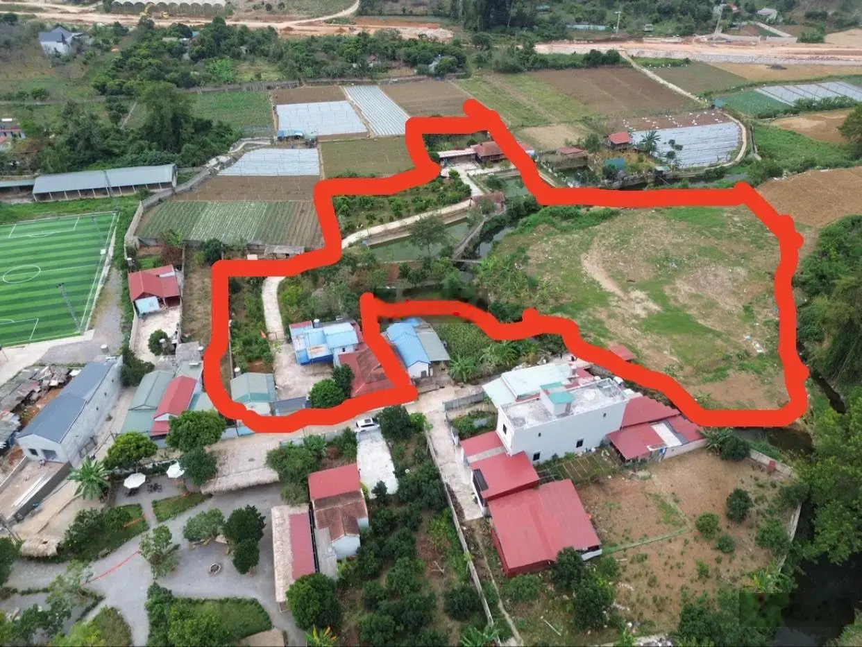 Bán mảnh nghỉ dưỡng tại trung tâm thị trấn Mộc Châu diện tích 9500m2