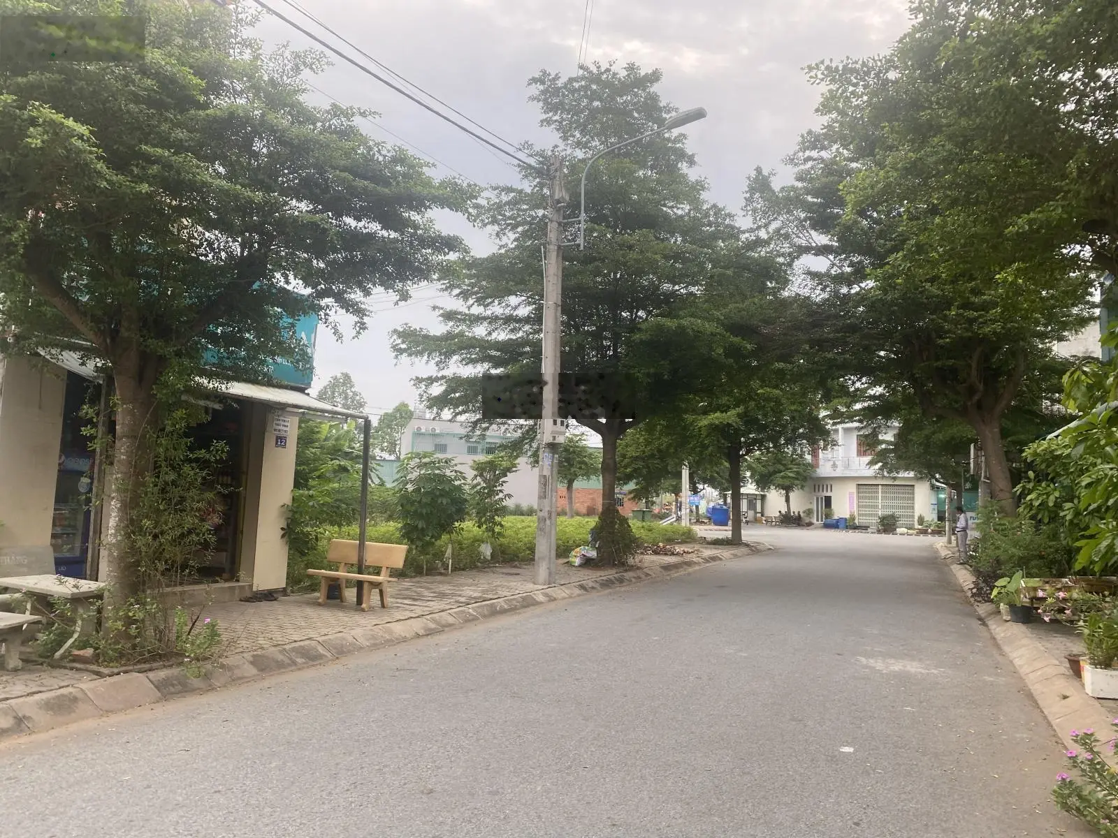 Bán nhiều nền đẹp. Nhận ký gửi bán lại. Giá tốt đầu tư. Sổ hồng sẵn. Liên hệ xem đất