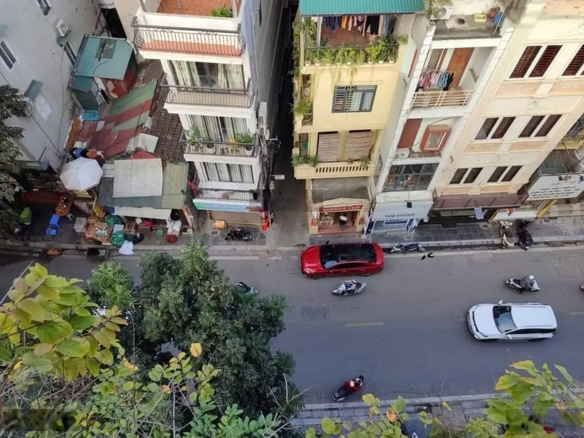 Cần bán gấp siêu phẩm mặt phố trần quang diệu (quận đống đa ) - vỉa hè - kinh doanh đỉnh