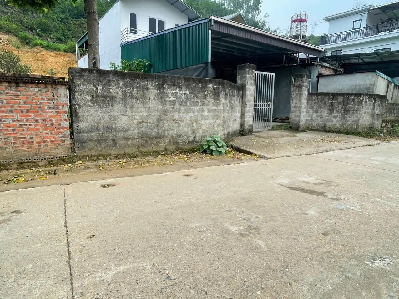 Bán đất tại xã Phú Cát, siêu độ thị vệ tinh, cách đại học quốc gia chỉ 5p lái xe, pháp lý đầy đủ