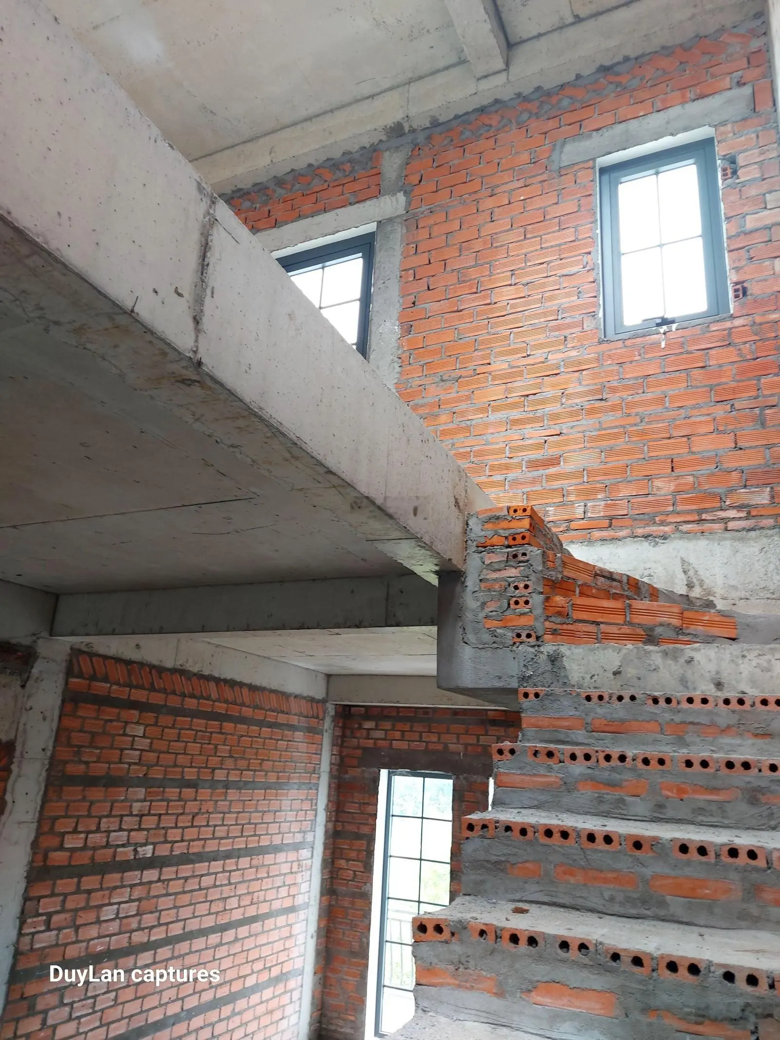 Bán Shophouse đẹp xuất sắc tại Sài Gòn Town, 2,7 tỷ, 62m2