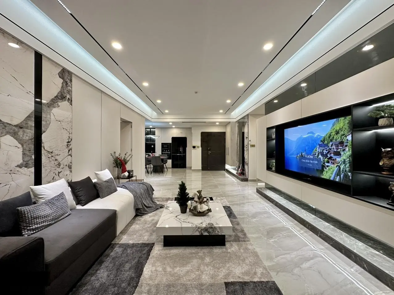 Căn hộ quá đẹp cần bán tại Phú Mỹ Hưng, nhà mới 100%, view sông trực diện, DT 130m2, 3PN, 2WC