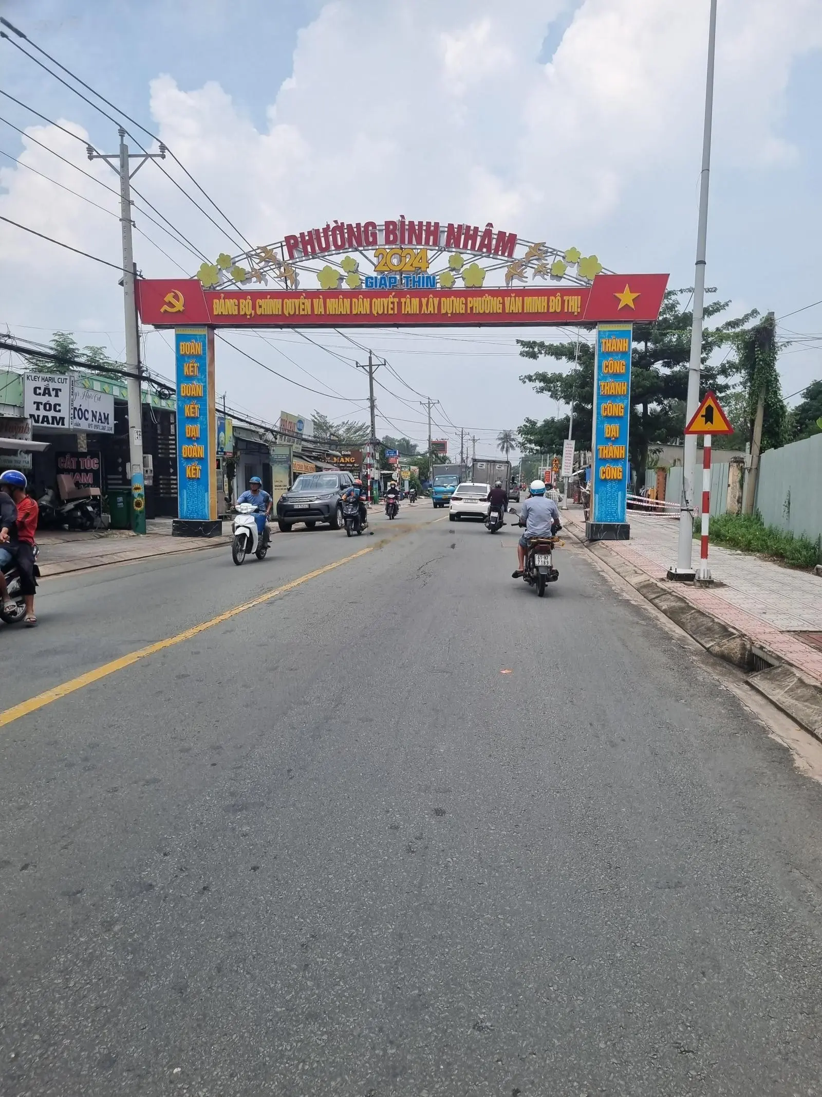 Mặt tiền đường nhựa ngang 12m giá 3,9ty