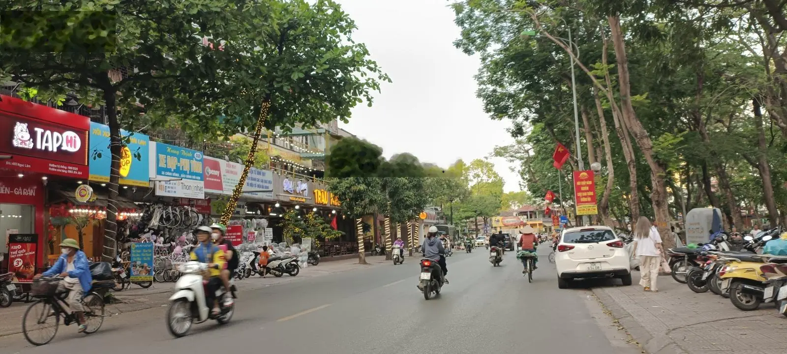 Bán nhà mặt phố Ngọc Lâm, Long Biên, DT 58m2 - LH: 0989 819 365