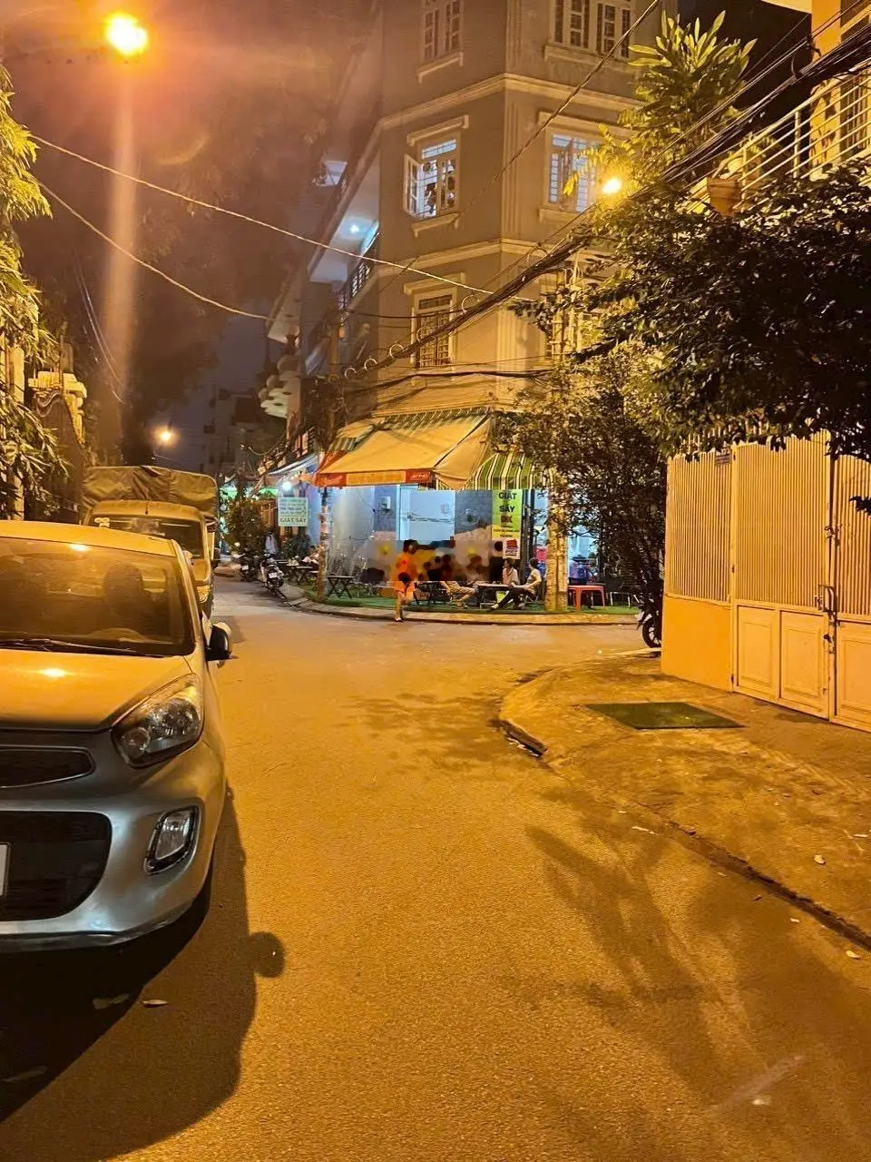 Bán nhà HXH Dương Quảng Hàm, 5,7 x15m , có thang máy chỉ 12 tỷ