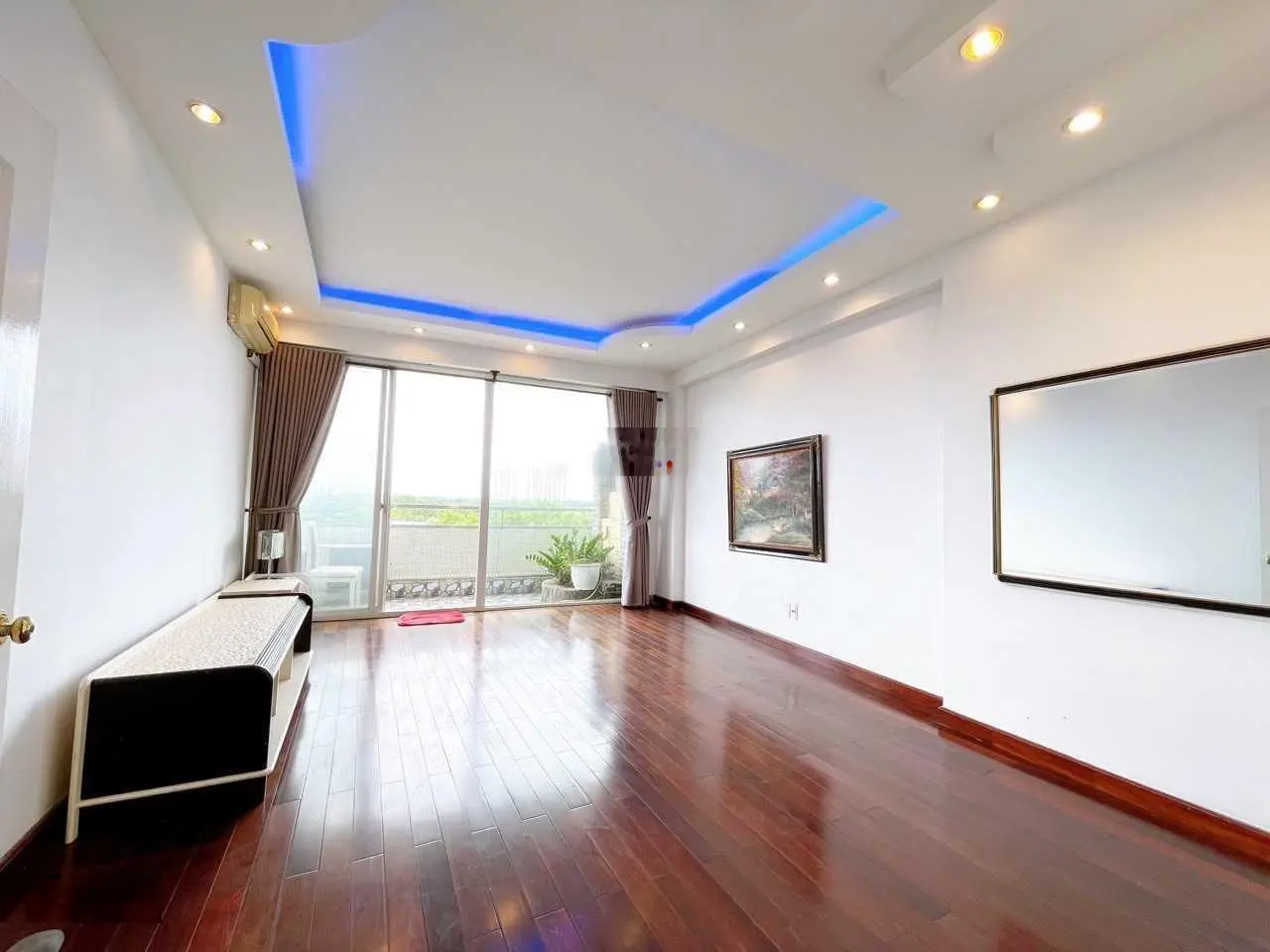 Cần bán căn góc Grand View Vòng Cung 3PN view trực diện sông