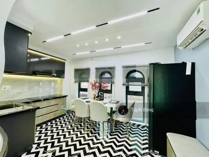 Chưa đến 3 tỷ nhận ngay nhà Nguyễn Văn Tăng,Long Thạn Mỹ,quận 9.Cách Vinhome grankpark chưa đến 2km