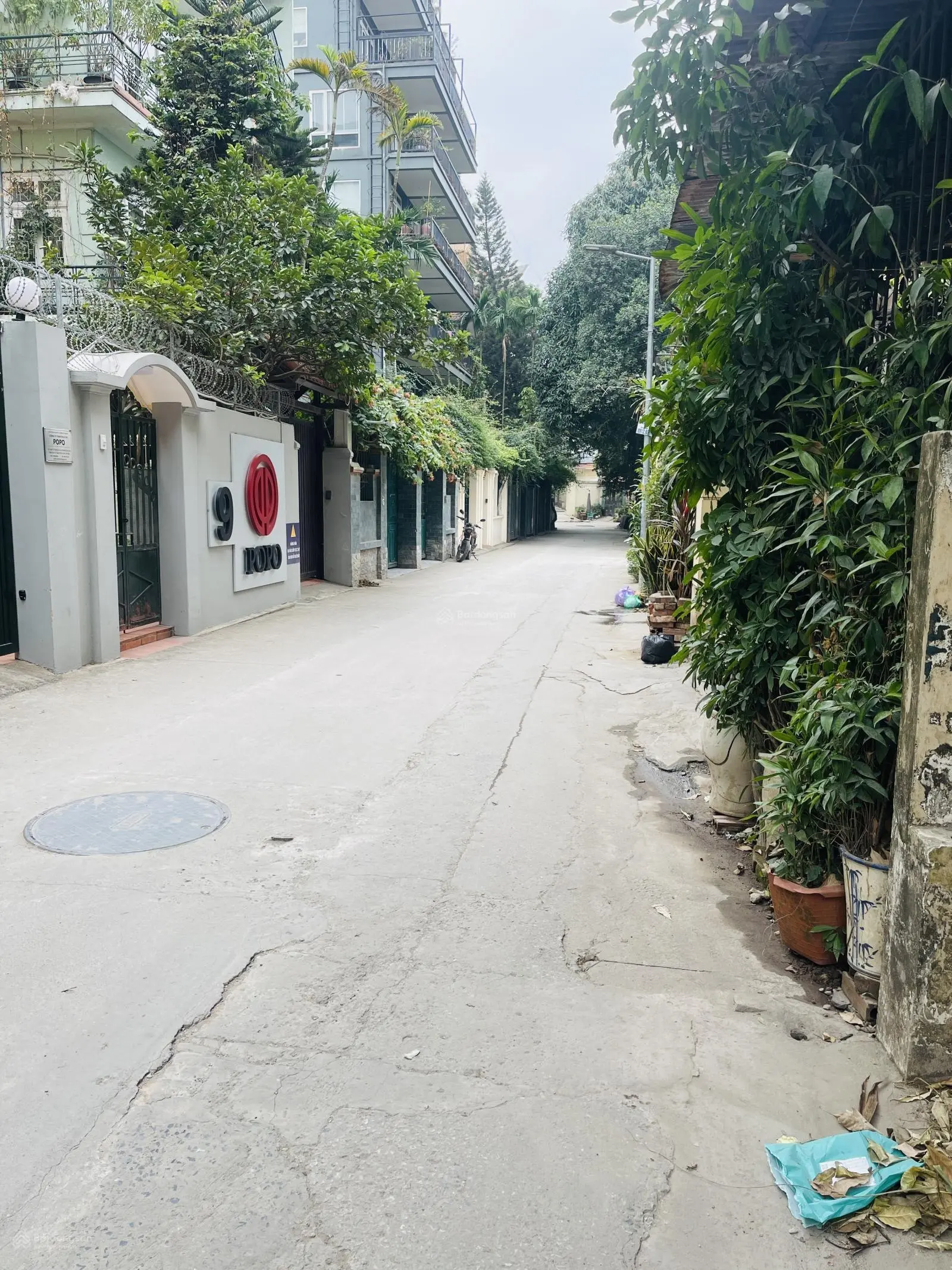 Bán nhà cực đẹp ngõ 275 Âu Cơ 160m2, 4 tầng, mặt tiền 8m. Sổ đẹp, giá rẻ. Tiện ở và đầu tư giữ tiền