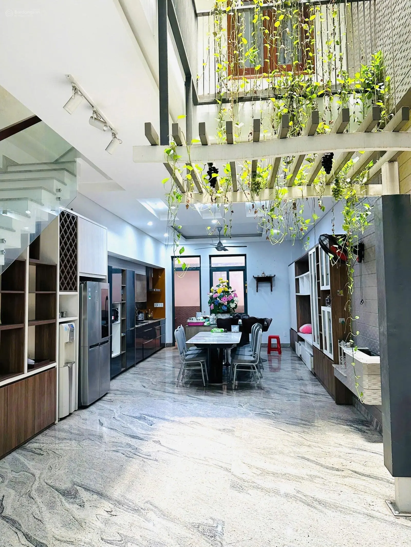 Nhỉnh 18 tỷ - Nhà đẹp đường 12m 4 tầng - 5x27.7m 137.4m2 5PN 5WC - Full NT Châu Âu, Tây Thạnh QTP